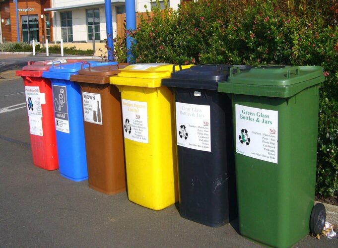 What goes in the recycling bin? Environment Blog